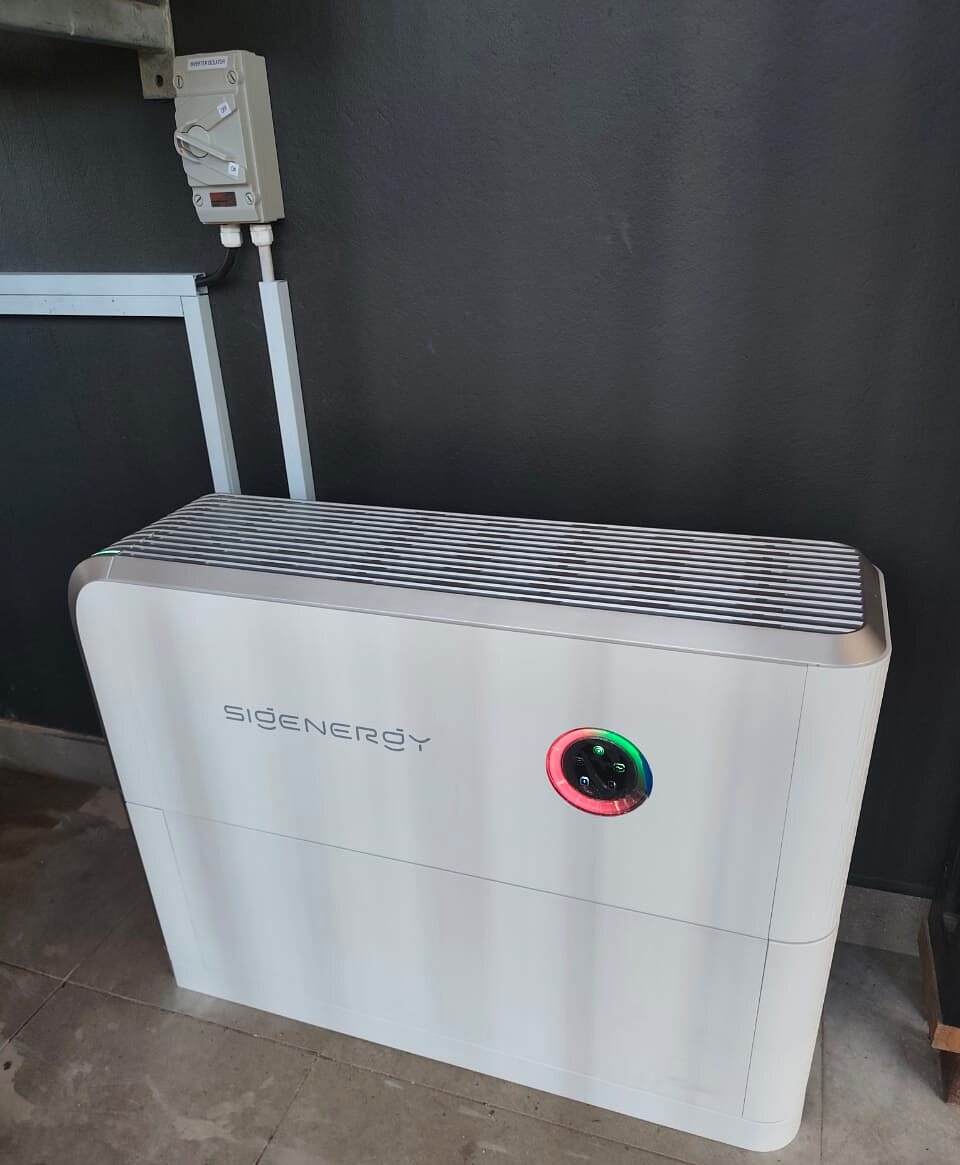 Sigenergy hybrid inverter and battery system installed in Durban